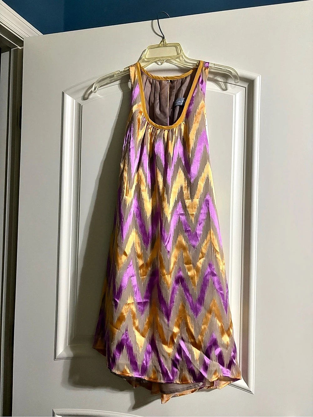 Hunter Nixon Abstract Mini Dress in Purple & Gold Size Medium NWT